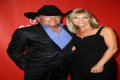 Unveiling George Strait's Wife: A Glimpse Through Pictures